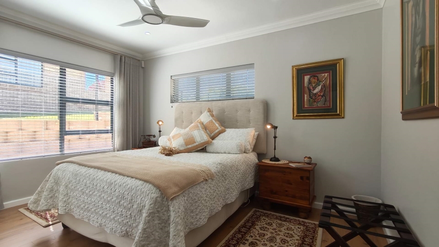 3 Bedroom Property for Sale in Blue Ridge Western Cape